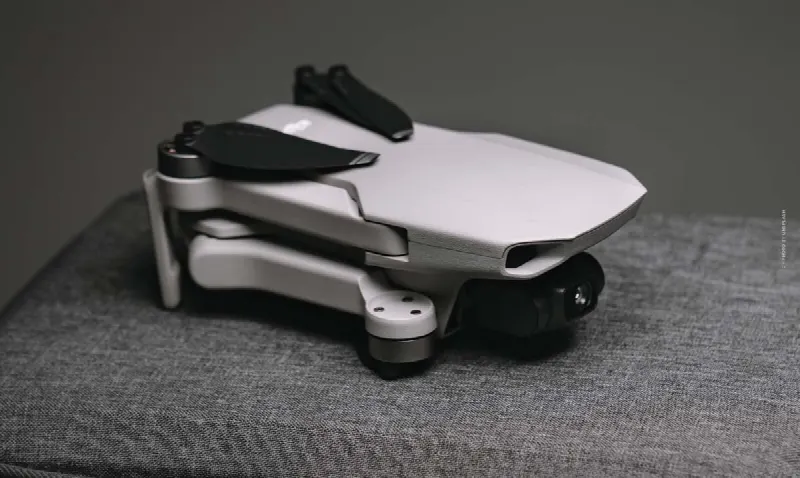 大疆Mavic Mini 2应用:学习驾驶无人机、发射、装载、相机等–教程