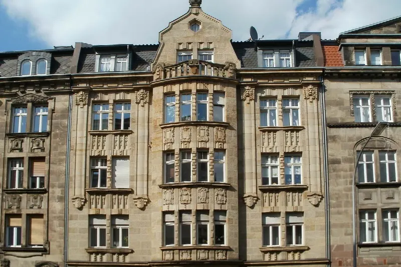 出售 Troisdorf 的房产:土地、平坦 & 宅院